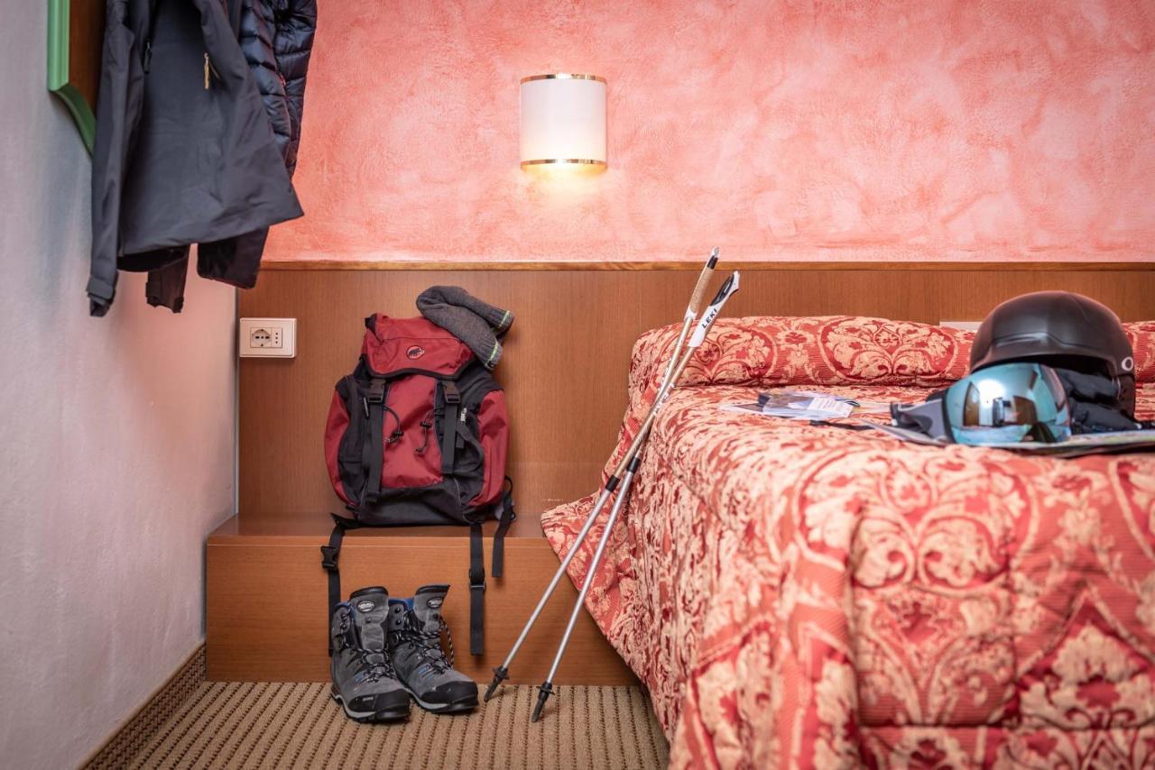 Hotel Italo Madonna Extérieur photo