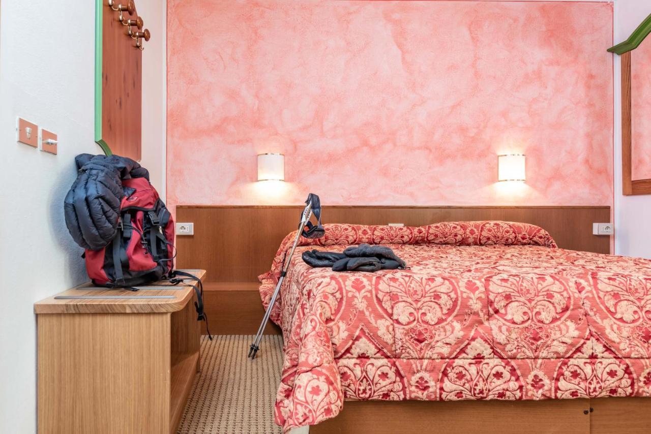 Hotel Italo Madonna Extérieur photo