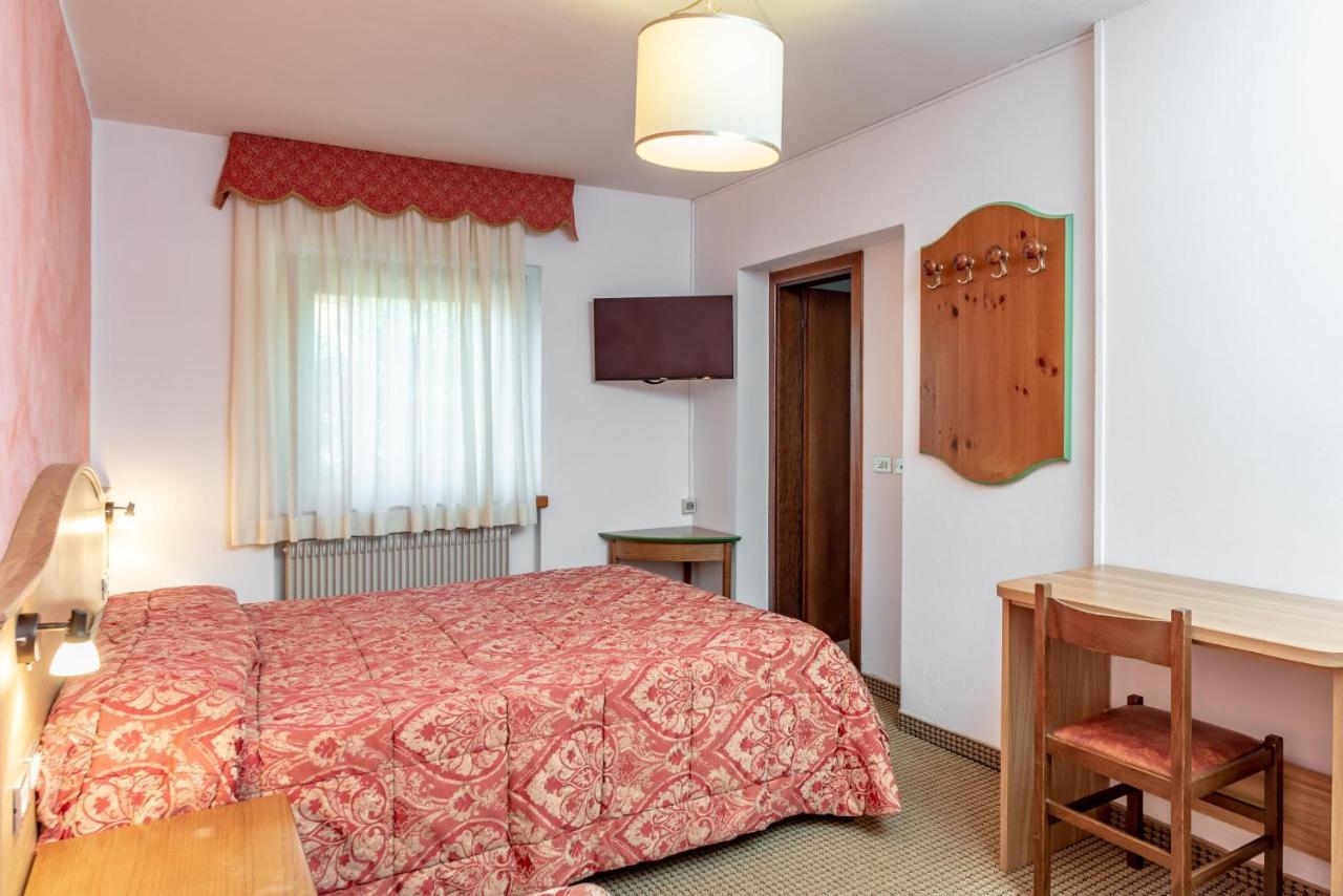 Hotel Italo Madonna Extérieur photo